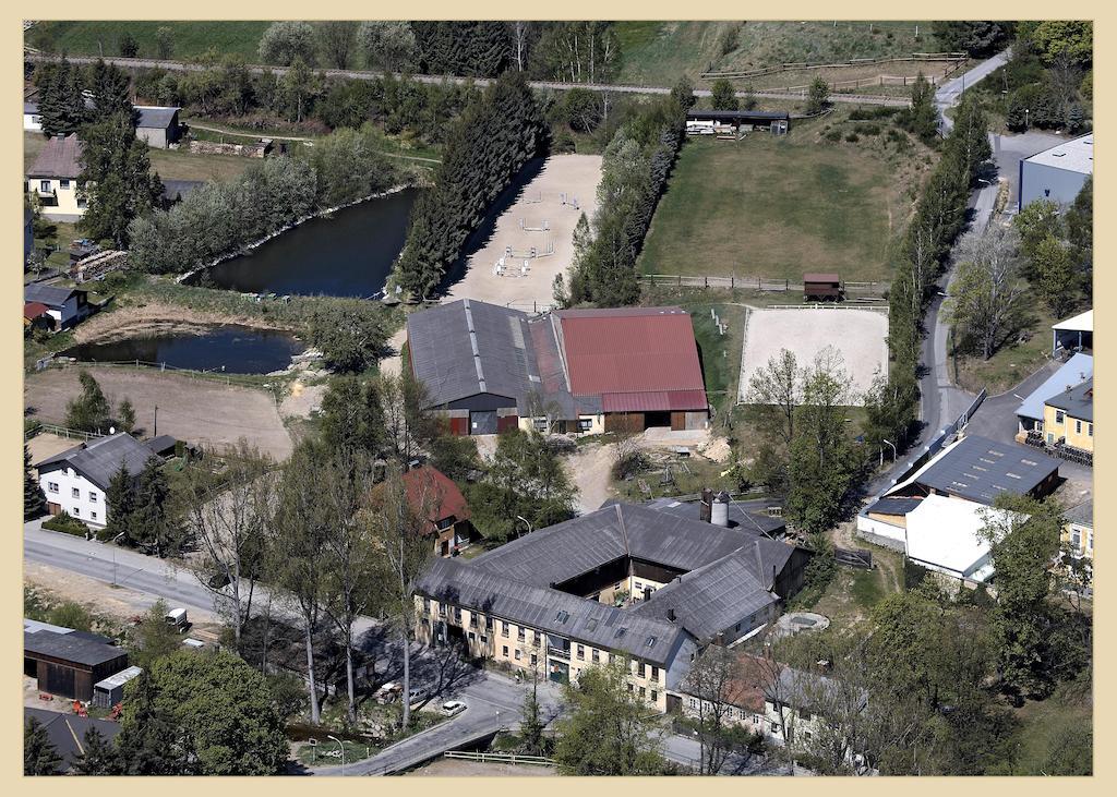 Pension & Reitstall Inghofer Heidenreichstein Exterior photo